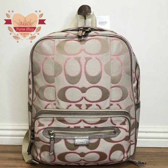 Coach Handbags - 🎒Coach Signature Fabric Backpack🎒